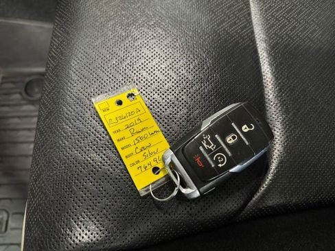 Used 2019 RAM 1500 Laramie AWD/4WD image 26