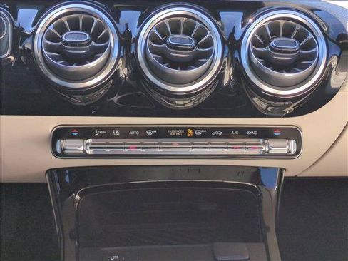 Certified 2023 Mercedes-Benz CLA 250 image 15