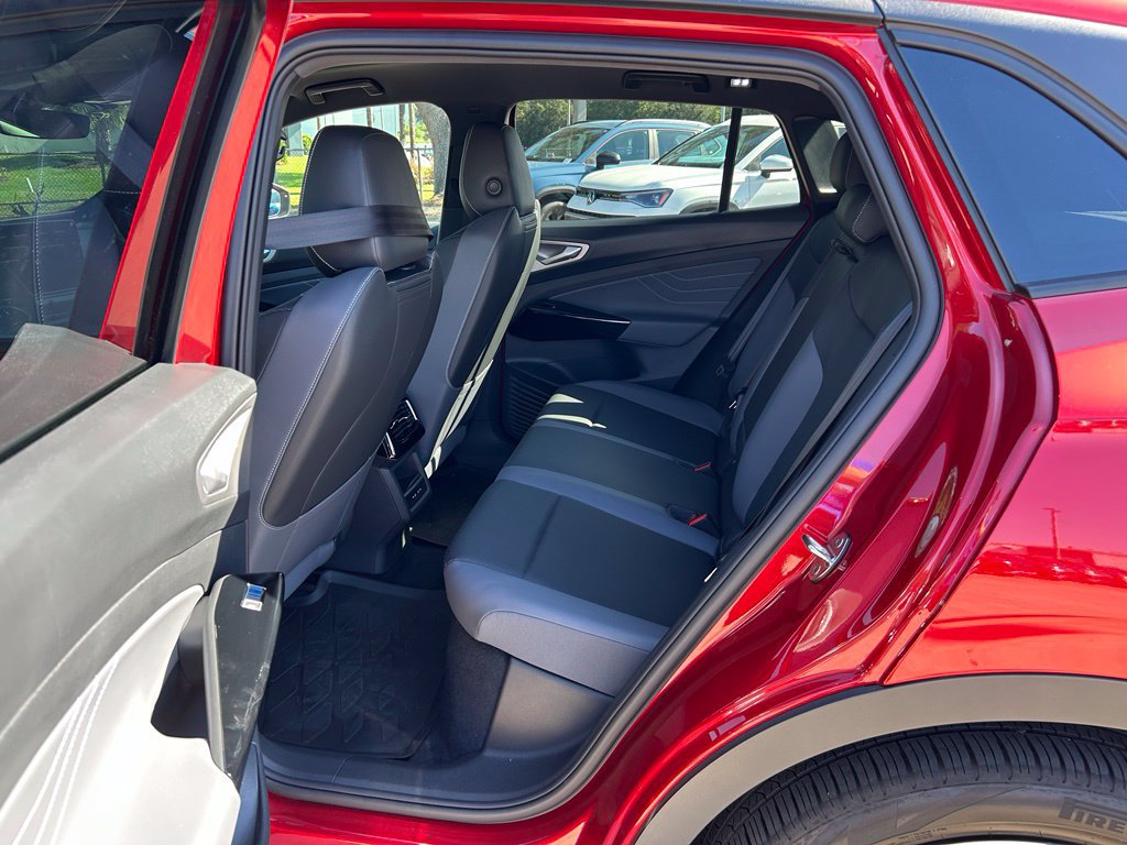 Used 2024 Volkswagen ID.4 S RWD image 47