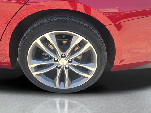 Used 2023 Chevrolet Malibu LT FWD image 28
