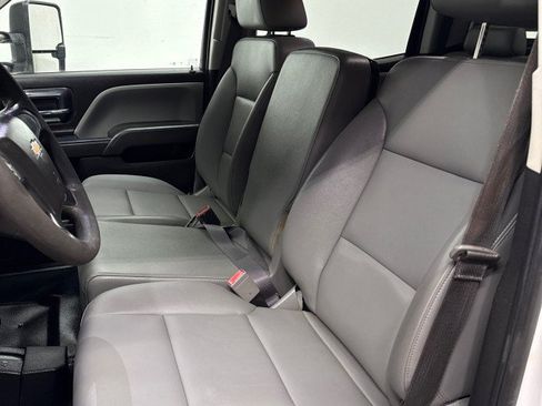 Used 2018 Chevrolet Silverado 2500 W/T w/ WT Convenience Package AWD/4WD image 33