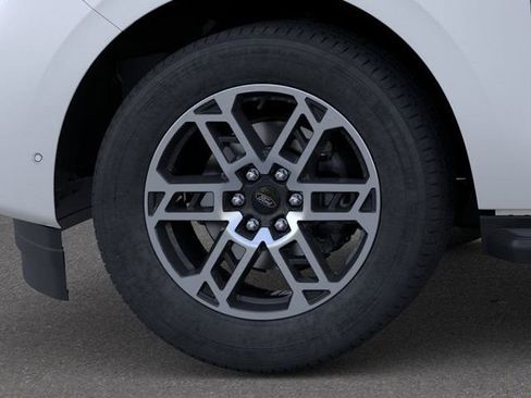 New 2026 Ford Expedition Active image 19