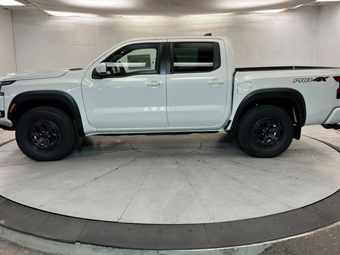 New 2026 Nissan Frontier PRO-4X w/ Tow Package AWD/4WD image 2