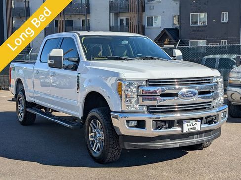 Used 2017 Ford F350 Lariat image 5