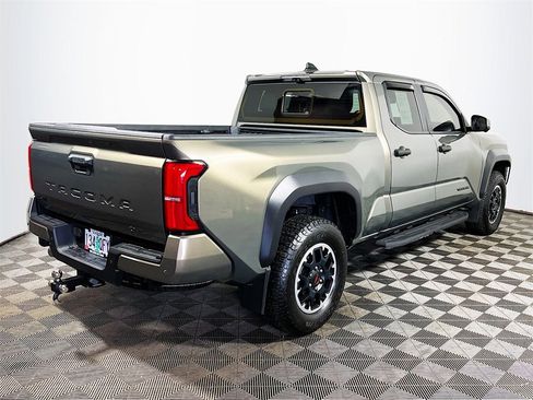 Used 2024 Toyota Tacoma TRD Off-Road w/ TRD Off Road Premium Package image 8