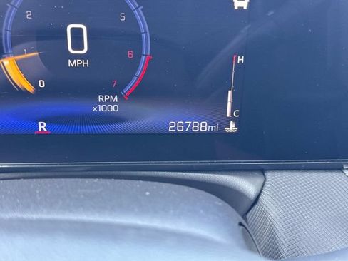 Used 2025 Chevrolet TrailBlazer LT FWD image 32