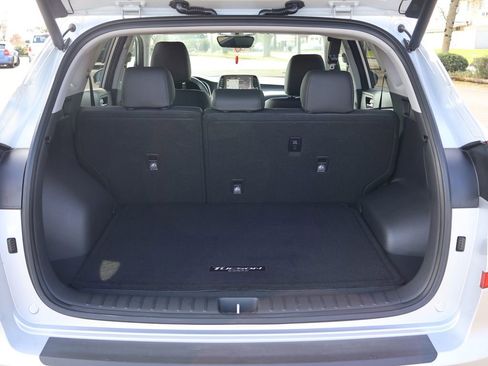 Used 2019 Hyundai Tucson Ultimate w/ Cargo Package image 6