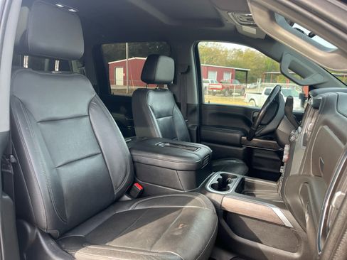 Used 2020 Chevrolet Silverado 2500 LTZ w/ LTZ Premium Package image 16