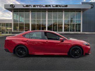 Used 2025 Toyota Camry SE w/ Convenience Package FWD video 2
