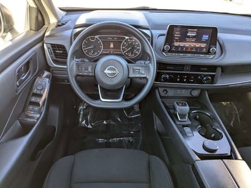 Certified 2024 Nissan Rogue S image 17