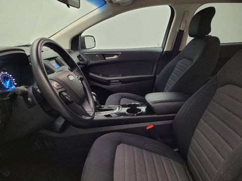 Used 2018 Ford Edge SE image 17