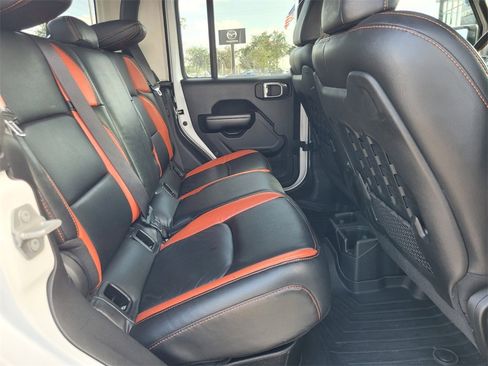 Used 2021 Jeep Gladiator Mojave image 18