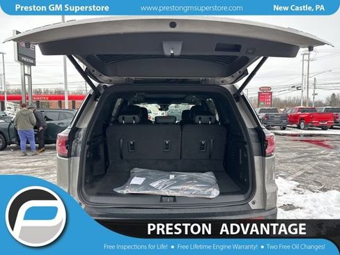 New 2026 GMC Acadia AT4 w/ Luxury Package image 4