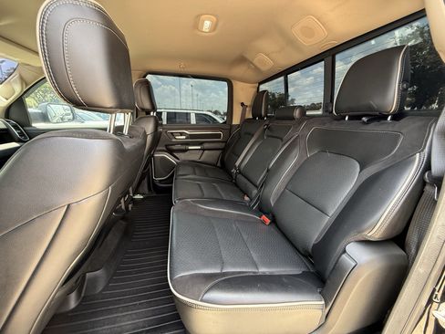 Used 2020 RAM 1500 Laramie AWD/4WD image 28