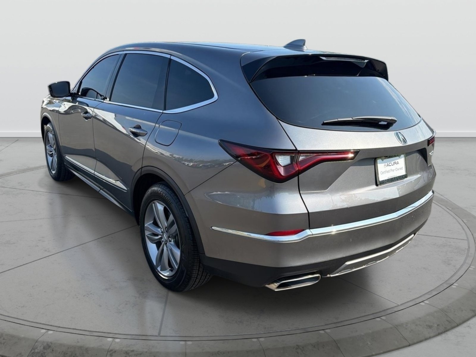 Certified 2026 Acura MDX FWD image 5
