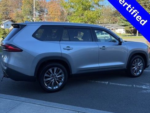 Used 2024 Toyota Grand Highlander Platinum image 7