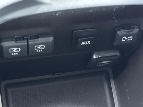 Used 2018 Acura MDX w/ Technology & Entertainment AWD/4WD image 26