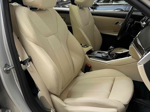 Used 2020 BMW 330i Sedan w/ Convenience Package RWD image 37