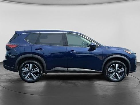 Used 2026 Nissan Rogue SL AWD/4WD image 5