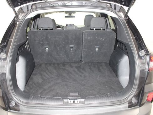 Used 2025 Ford Escape Active AWD/4WD image 14