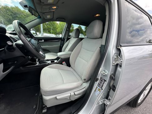 Used 2015 Kia Sorento LX AWD/4WD image 20
