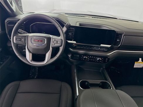 New 2026 GMC Sierra 2500 SLT w/ SLT Premium Package image 2