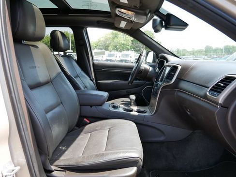 Used 2015 Jeep Grand Cherokee Summit w/ Platinum Series Group AWD/4WD image 14