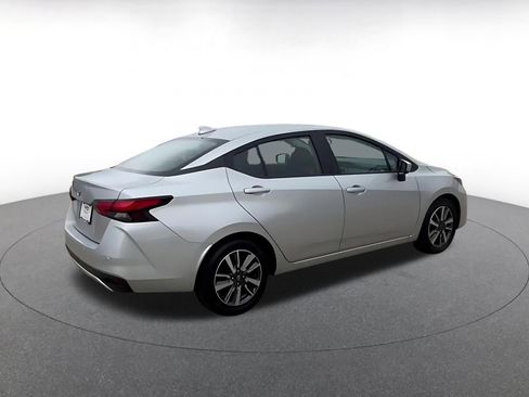 Used 2025 Nissan Versa SV FWD image 14