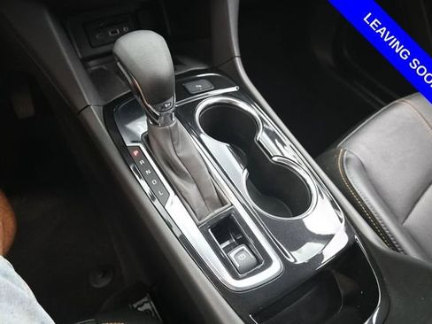 Used 2022 Chevrolet Equinox Premier FWD image 23