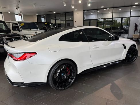 Used 2021 BMW M4 Competition w/ M Carbon Exterior Package RWD image 3
