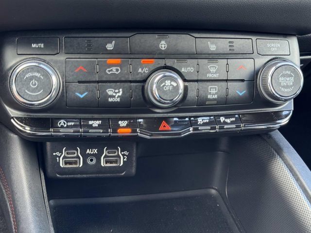 Used 2025 Dodge Durango GT AWD/4WD image 25