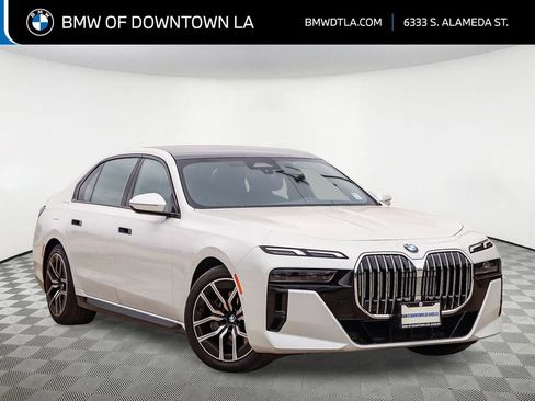 Used 2025 BMW 740i xDrive AWD/4WD image 1