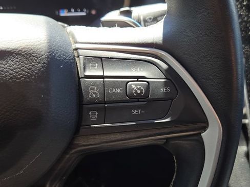 Used 2021 Jeep Grand Cherokee L Limited AWD/4WD image 22