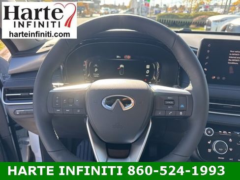 New 2026 INFINITI QX60 Luxe image 13