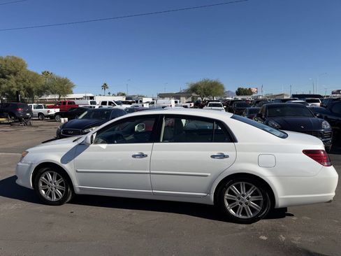 Used 2009 Toyota Avalon Limited image 5
