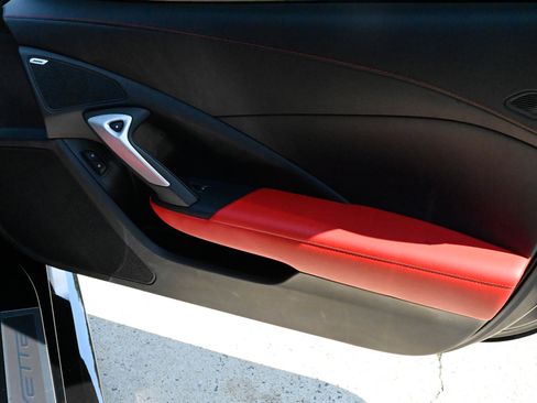 Used 2019 Chevrolet Corvette Z06 RWD image 39