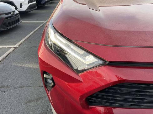 Used 2025 Toyota RAV4 XLE Premium FWD image 11