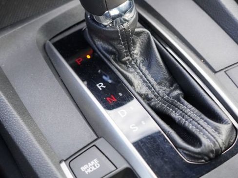 Used 2019 Honda Civic Sport image 19