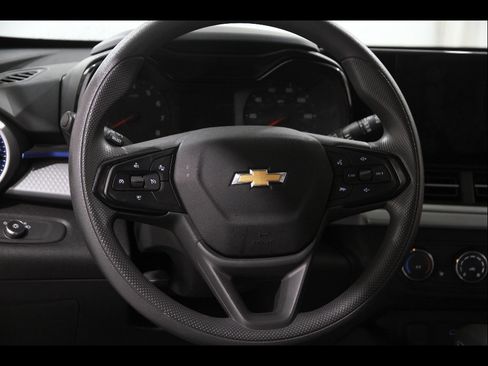 Certified 2024 Chevrolet Trax LS w/ LS Convenience Package image 7