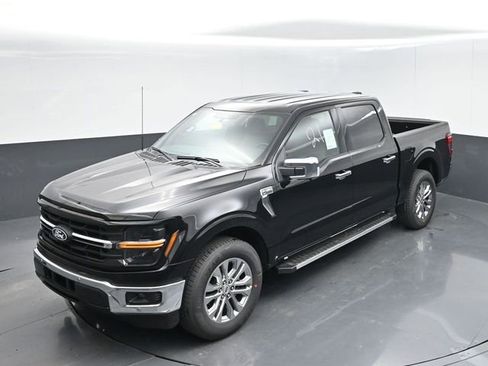 New 2025 Ford F150 XLT w/ Equipment Group 302A MID RWD image 36