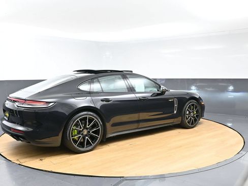 Used 2023 Porsche Panamera 4 Platinum Edition AWD/4WD image 9