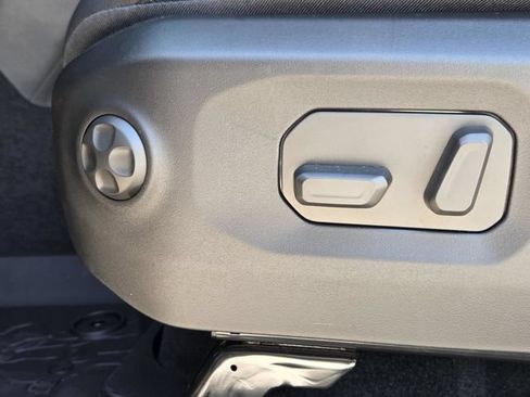 New 2026 Jeep Gladiator Sport AWD/4WD image 22