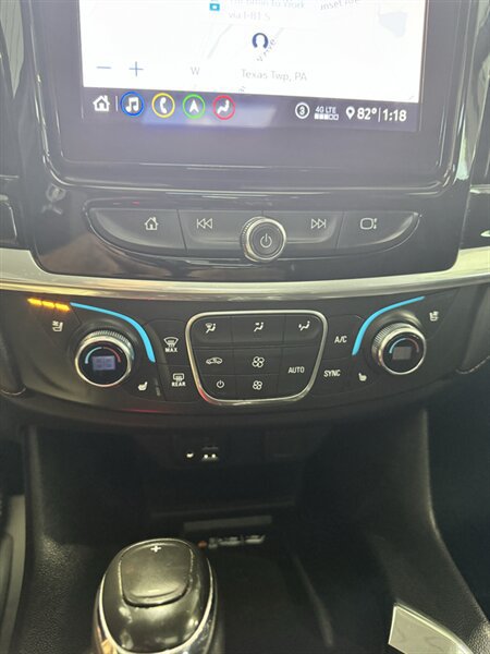 Used 2020 Chevrolet Traverse Premier w/ Redline Edition AWD/4WD image 18