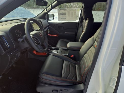 New 2026 Nissan Frontier PRO-4X image 4