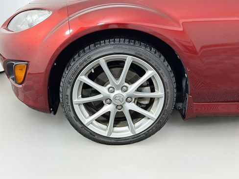 Used 2011 MAZDA MX-5 Miata Grand Touring w/ Premium Pkg RWD image 35