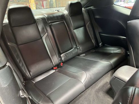 Used 2015 Dodge Challenger SXT Plus RWD image 26