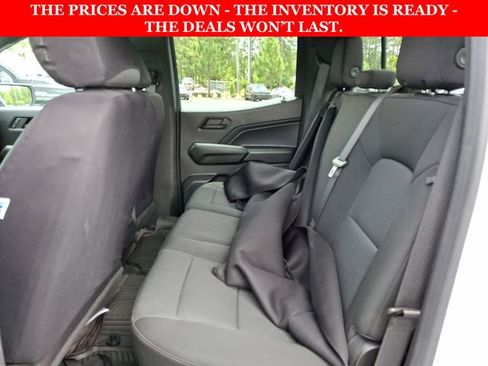 Used 2023 Chevrolet Colorado W/T w/ Advanced Trailering Package RWD image 10