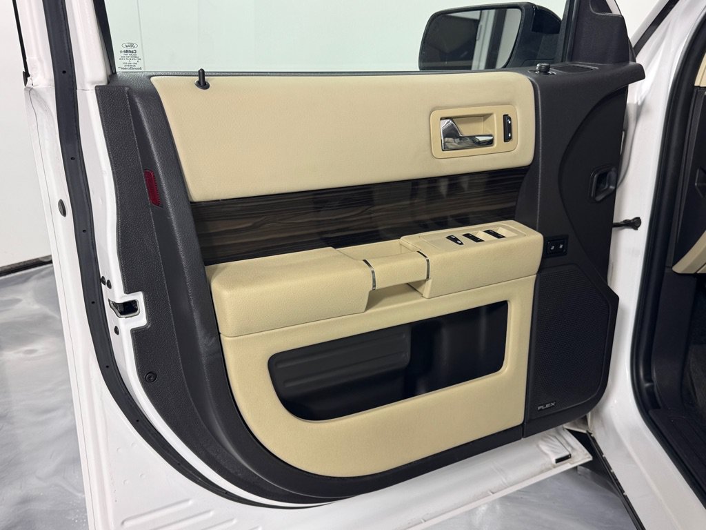 Used 2018 Ford Flex SEL w/ Equipment Group 202A AWD/4WD image 10