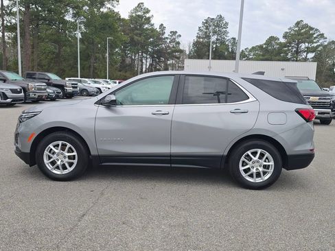 Used 2024 Chevrolet Equinox LT w/ LPO, Floor Liner Package image 2