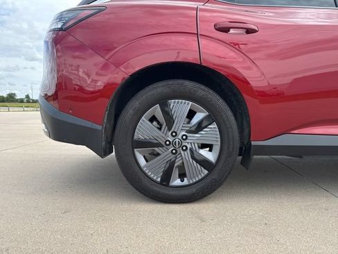 Used 2025 Nissan Murano SL AWD/4WD image 14